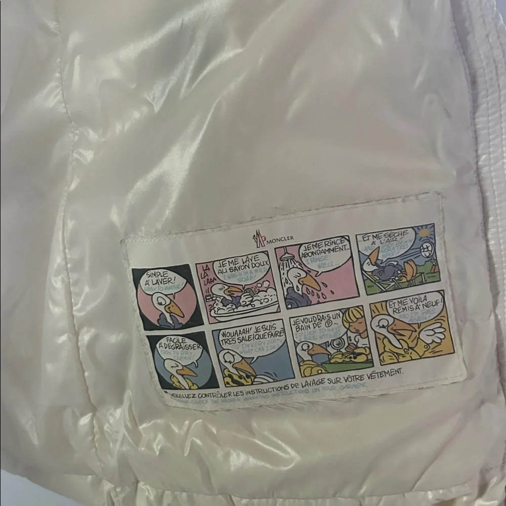 Moncler Off-White Puffer Jacket - Picture 6 of 6